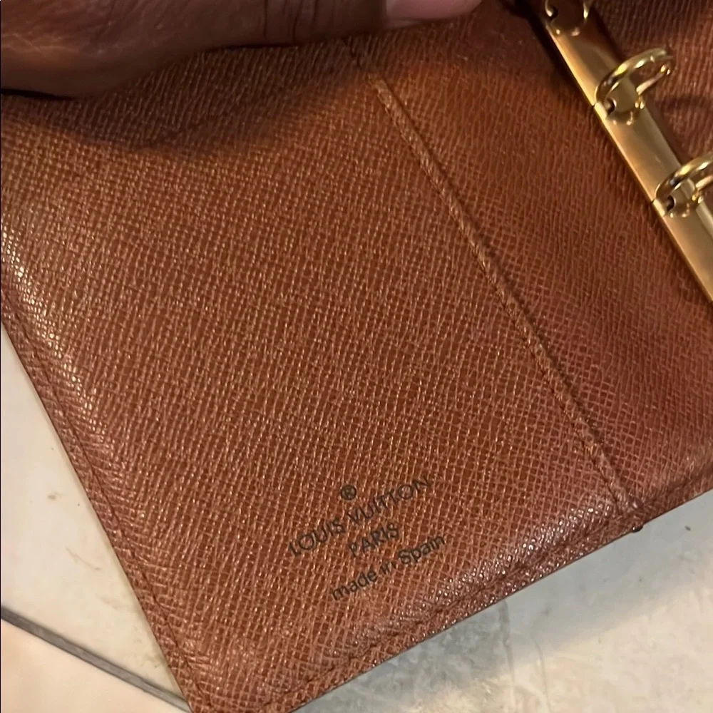 Louis Vuitton PM Agenda - Picture 4 of 10